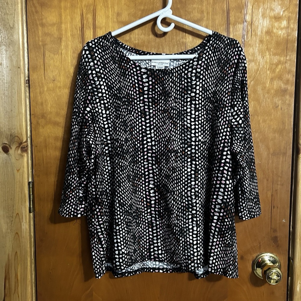 Rebecca Malone Womens Top Petite XL 3/4 Sleeve Black/pink/red Snakeskin Design